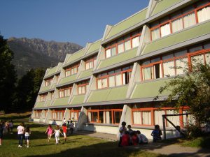 foto della scuola primaria di Darfo